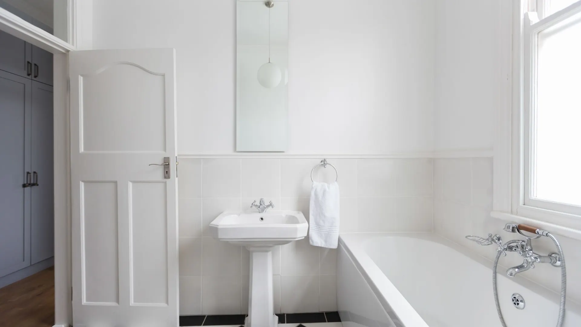 Kalk Bay Apartments Muizenberg